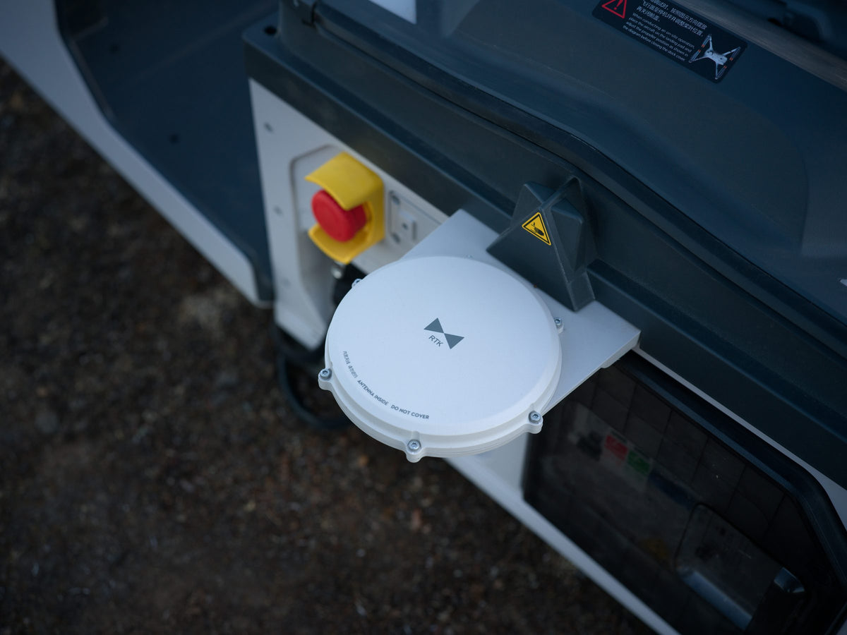 Beépített RTK-antenna és vészleállító – hivatalos DJI-fotó