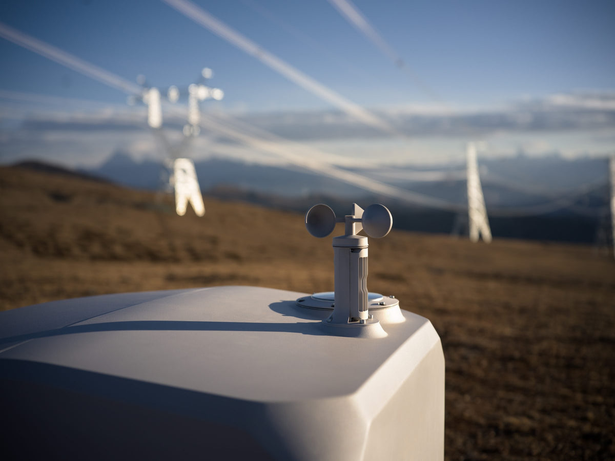 Szél- és időjárásmérő a tetején – hivatalos DJI-fotó